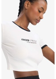 Resim DeFacto Fit Slim Fit Dar Kesim Bisiklet Yaka Baskılı Sporcu Ribana Kısa Kollu Kadın Tişört - Ekru E4796AX25SPER136 