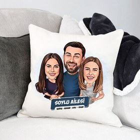 Resim Anne Baba ve Genç Kızları Karikatürlü Yastık 