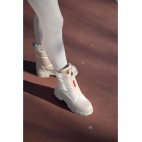 Resim Sovrana Kar Botu Bej 