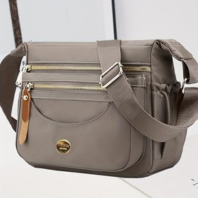 Resim Erkekler ve Kadınlar için Şık Siyah Günlük Omuz Çantası, Ayarlanabilir Crossbody Kayışı & Üst Saplı Unisex Casual Naylon Messenger Çanta - Çoklu Fermuarlı Bölmeli, Metalik Fermuar Kapatma 
