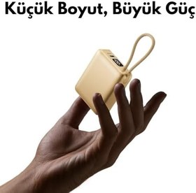 Resim 20W Hızlı Şarj Mini Powerbank - Dahili Kablo, LED Ekran, 5000mAh Taşınabilir Şarj Cihazı | Kompakt Boyut, Çift Çıkış, Nylon Örgü Kablo - iPhone & Android Uyumlu 