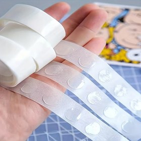 Resim 100 Adet Çift Taraflı Yapışkan Nokta Bant - Kullanımı Kolay, İz Bırakmayan, Tüy Olmayan Yapışkan Nokta Etiketleri DIY Parti Süslemeleri İçin - Düğün, Gelin Duşu, Doğum Günü, Ev Hediyesi, Yıldönümü ve Çok Yönlü Tatil Kullanımı İçin Mükemmel 