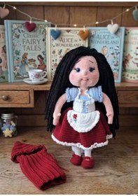 Resim Bersem Kırmızı Başlıklı Kız Amigurumi Bebek 