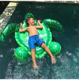 Resim Küçük Kaplumbağa Figürlü Tırabzanlı Şişme Deniz Yatağı Çok Renkli 