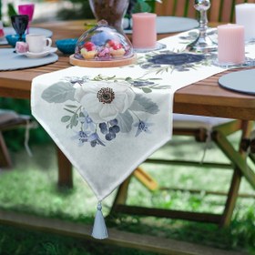 Resim Pastel Mavi Gül Desenli Dijital Baskılı Dekoratif Püsküllü Şönil Üçgen Runner 