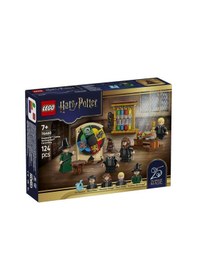 Resim Lego Harry Potter 76460 Hogwarts Castle: Sorting Hat Ceremony 