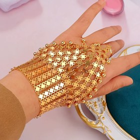 Resim Günlük Kıyafetler veya Partiler için Detaylı Desenli ve Boncuklu Lüks Altın Ton Kadın Moda Bilekliği - Şık El Zinciri | Parti Aksesuarları | Bohem Tarzı | Işıltılı Süslemeler 