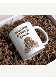 Resim "akıllanmak İçin Daha Çok Gencim" Tasarımlı Esprili Beyaz Kupa Bardak 