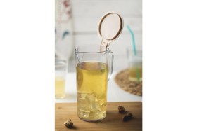 Resim Molvea Akrilik Ölçekli 1 Lt Sürahi & Ölçü Kabı (Buzdolabı Kapak Rafına Sığar) 