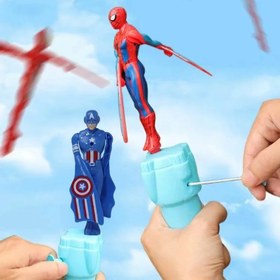 Resim Anime Örümcek Adam ve Demir Adam'a ilham olan dönen ip uçan oyuncak ile dış mekan hediyesi, bambu kelebek gibi tasarlanmış. 