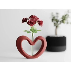 Resim Sevgililer Günü Kalp Vazo – Romantik Dekoratif Tasarım 