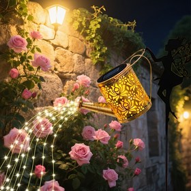 Resim Dize Işıklı Güneş Enerjili Sulama Şişesi, Asılı Güneş Şelale Işığı, Vintage Metal Peri Kavanoz Lambası, Dış Mekan Bahçe Dekoratif Güneş Işığı, Dış Mekan Yolları, Çimler, Verandalar, Güneş Panelleri, Parti Düzenleme, DIY Aydınlatma 