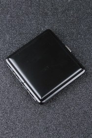 Resim Kare Siyah Mat Metal Sigara Tabakası SMTBKCB006R1 
