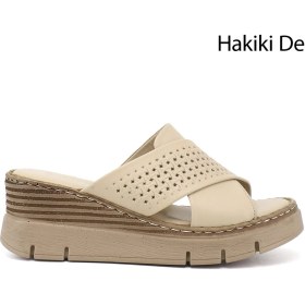 Resim Gönderi(r) Kadın Bej Dolgu Topuklu Hakiki Deri Terlik 
