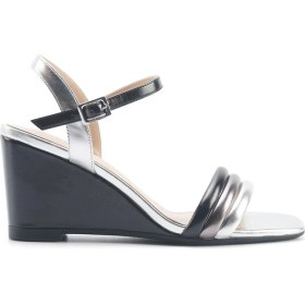 Resim Nine West Jorge 5fx Gri Kadın Dolgu Topuk Sandalet 