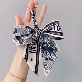 Resim Silver1 Gıoıo Yeni Ipek Eşarp Anahtarlık Kişiselleştirilmiş Inci Papyon Çanta Çekicilik Dokuma Anahtarlık (Yurt Dışından) 