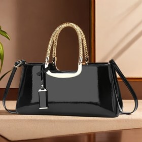 Resim Şık Akşam Clutch'ı - Düğünler ve Partiler için Fermuarlı, Polyester Astarlı Düz Renk Parlak Çanta - Moda Kadınlar için Akşam Yemeği Çantası 
