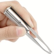 Resim LED Işıklı Paslanmaz Çelik Kaş ve Kirpik Cımbızı - Pille Çalışan Hassas Uçlar, Profesyonel Tüy Alma ve Makyaj Uygulaması için Ergonomik Tutuş 