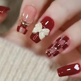 Resim 24 Adet Kırmızı & Beyaz Parlak Kalp Desenli Sahte Tırnaklar - Orta Boy Bale Şekilli Basınçlı Tırnaklar, Tatlı Kalp ve Fiyonk Tasarımlı Kadınlar için Sevgililer Günü, Partiler, Düğünler, Balerin Tırnak Uçları, Parti Aksesuarları, Yüksek Kaliteli Pressons 