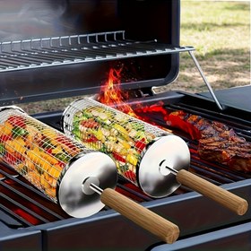 Resim 3 adet Paslanmaz Çelik BBQ Kafes Seti Ahşap Tutacaklarla, Taşınabilir Paslanmaz Çelik BBQ Izgara, Yanmaya Karşı Tasarım (BBQ Kafesi + BBQ Çatal + saç tokası) BBQ Aracı Seti, Açık Hava BBQ'si için Temel, Yuvarlak Ateş Piti Pişirme Kafesi, Kamp BBQ Aksesuarları, Olması Gereken BBQ Araçları, Kapaklı Açık Hava BBQ Sepeti, Kamp ve Açık Hava BBQ'si için Uygun, Babalar Günü Noel Cadılar Bayramı Yaz Tatili Temel Hediyeler 