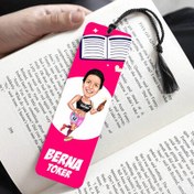 Resim Koşan Kadın Karikatürlü Püsküllü Kitap Ayracı 
