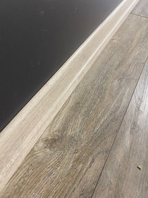 Resim 6 Cm Kireçli Dişbudak Parke Süpürgelik 