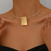Resim Minimalist Geometrik Pendentili, Taş İnlayı Olmayan, Parti ve Baloya Uygun, Tüm Mevsimler için Evrensel Uyarlama, Elegant Vintage Stil Tork Kolyesi – Demir İşçiliği 