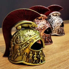 Resim Akıllı Durak Metal Dekoratif Şövalye Miğferi 