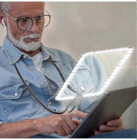 Resim Yaşlılar İçin Esnek Kaz Boynu Tasarımına Sahip Led Büyüteç Siyah 