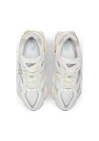 Resim New Balance 9060 Kadın Spor Ayakkabı Bej 