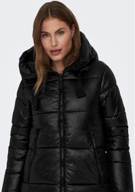 Resim Pikka Online Only Kapüşonlu Puffer Siyah Kadın Mont 15304773 001 