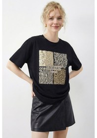 Resim Shade Kadın Taş Detaylı Leopar Baskılı Bisiklet Yaka Rahat Kalıp T-shirt 2200 60283970 - Siyah 