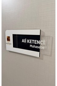 Resim Yönline Kurumsal Logolu Sürgülü Kapı İsimliği Pleksi Değiştirilebilir Kolay Kullanım Kendinden Yapışkanlı 