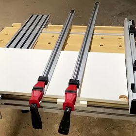 Resim 1 adet Ahşap İşleme Tahtası Kelepçesi - Flip & Dairesel Testere için Düz Kenar Kılavuzu, 90cm'ye Kadar Tutabilir, Dayanıklı Plastik/Metal Yapı 