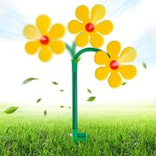 Resim Çılgın Papatya Fıskiyesi - 360° Dönebilen Hareket ve Dans Eden Çiçek Tasarımı ile Dayanıklı Plastik Bahçe Sulama Sistemi, Canlı Sarı Papatyalar ve Yeşil Tabana Sahip Kolay Kurulumlu, İlkbaharda Oyun Zamanları, Çimlerinizi Serbestce Islatmak için Büyük Alanlara Uygun Su Keyfi 
