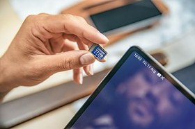 Resim Samsung T7 128GB Micro SD Hafıza Kartı 