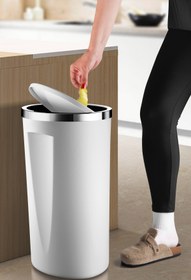 Resim AboutThePerfect Beyaz 35lt Çöp Kovası, şık ve kullanışlı ev ve ofis çözümleri 