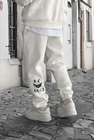 Resim CLAYES Smile Face Beyaz Jogger Eşofman Altı - Paça Baskı Detaylı Lastik Paça Baskılı Rahat Tarz 