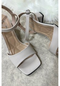 Resim Günlük Kadın Sandalet Kalın Topuklu Bantlı Bilekten Bağlı 275 001 