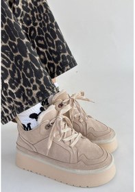 Resim Muden Bej Süet Bağcıklı Bot Göründüğü Gibi 