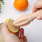 Resim Doğal Ahşap Limon Sıkacağı - Ergonomik Saplı Manuel Narenciye Meyve Presi, Taze Limon, Portakal ve Greyfurt Suyu için Mutfak Aleti - Ev & Seyahat İçin Kompakt Tasarım, Rustik Mutfak Eşyası, Pürüzsüz Yüzey 