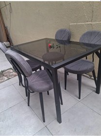 Resim Masa 90550 Cam Metal Siyah Ayak Füme Cam Temperli 8mm Sabit Masa 4 Adet Sandalye Takım Siyah 