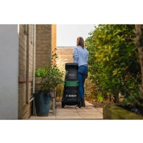 Resim Bosch Universalshredder Akülü Dal Öğütme Makinesi 2X18V-25 (2X4.0AH, Çift Akü) 