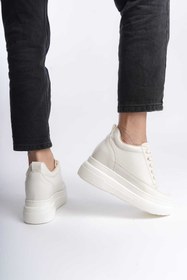 Resim She KADIN İÇTEN GİZLİ TOPUKLU TEN KREM SPOR AYAKKABI SNEAKER 