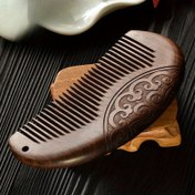 Resim El yapımı Sandal Ağacı Saç Tarak, Antik Oyma Tasarım, Doğal Ahşap Masaj Tarak Saç Tasarımı ve Scalp Stimülasyonu için, Normal Saç için Taşınabilir 