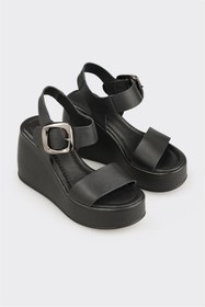 Resim Elle Shoes Siyah Deri Kadın Dolgu Topuk Sandalet 