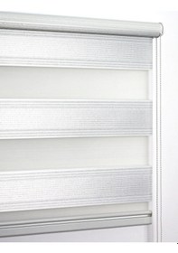 Resim Buperde Beyaz - Gümüş Simli Pilise Pliseli Zebra Stor Perde 