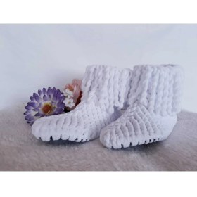 Resim New and Single El Örgüsü El Emeği Göz Nuru Keçe Tabanlı Beyaz Ev Pandufu 