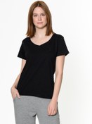Resim Hummel ALMA T-SHIRT S/S TEE Siyah Kadın T-Shirt 910953-2001 Hummel