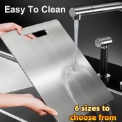 Resim 1 adet Premium Paslanmaz Çelik Mutfak Kesme Tahtası - Çift Taraflı, Kaymaz, Kolay Temizlenebilir, Sebzeler, Meyveler ve Etler için Uygun, Modern Tasarım ve Dayanıklı Kesme Yüzeyi ile, Temel Mutfak Eşyası | Pürüzsüz Görünüm | Sağlam Yapı, Mutfak Sebzeleri Kesme Tahtası 